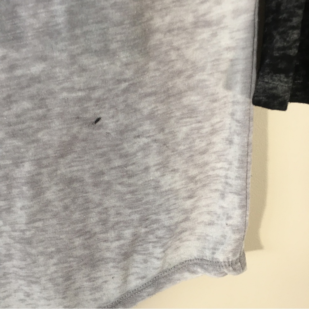 Disney Lion King 'Hakuna Matata' Raglan T-Shirt, Small Juniors, Pre-Loved - Picture 8 of 9